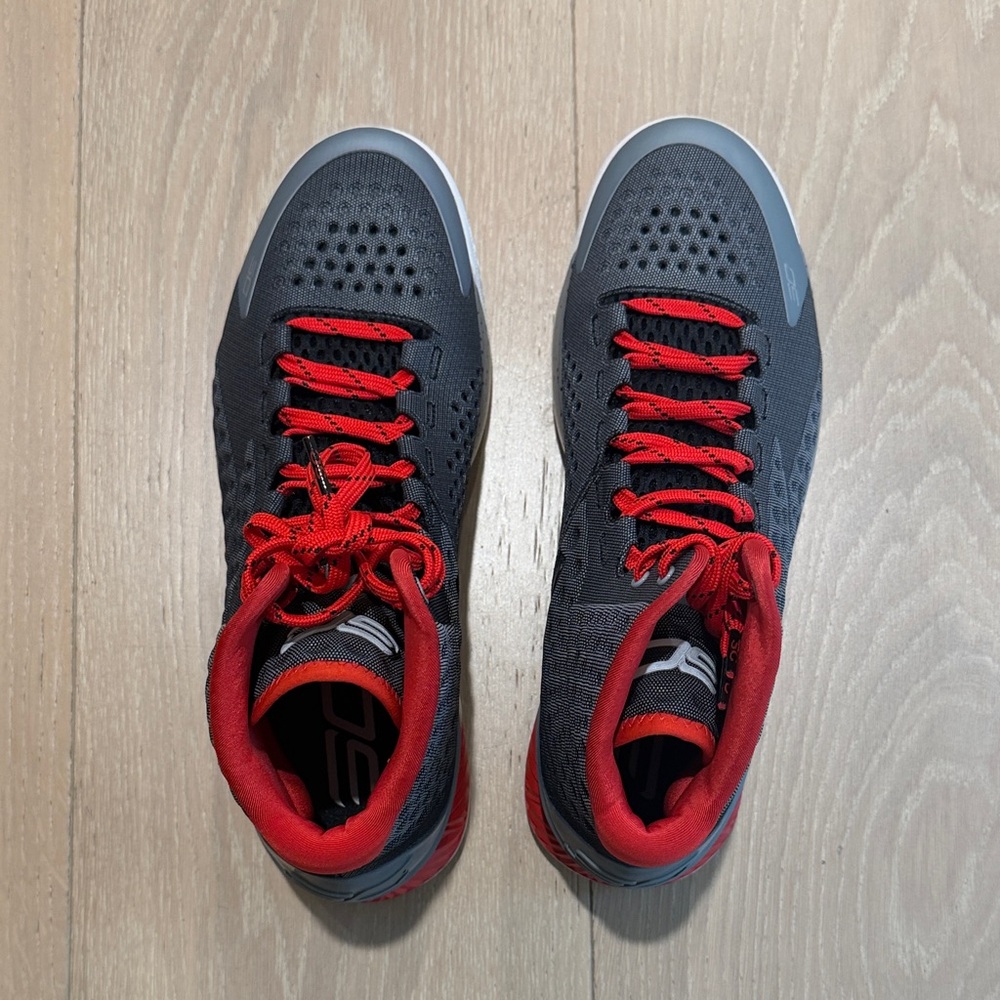 Under Armour Curry 1 Brand new size 12 in-box